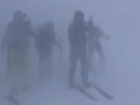 Отдыхающие стали заложниками снежной стихии в горах Сочи