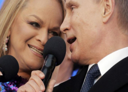 «Он мне нравится»: Лариса Долина рассказала о вечере в Сочи с Владимиром Путиным