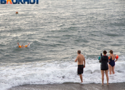 Январский загар: пляжный отдых в Сочи попал на видео