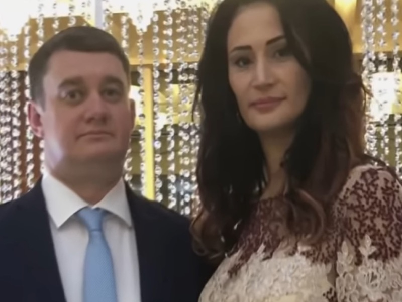 Сочинский экс-прокурор хочет отобрать у бывшей любовницы 29 миллионов рублей